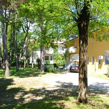 Modern Top-floor Near The *